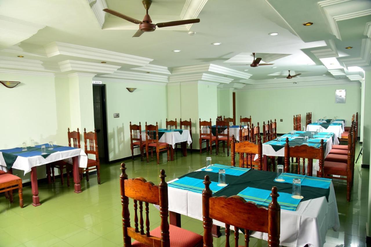 Hotel Kairali Towers Palakkad Exterior photo